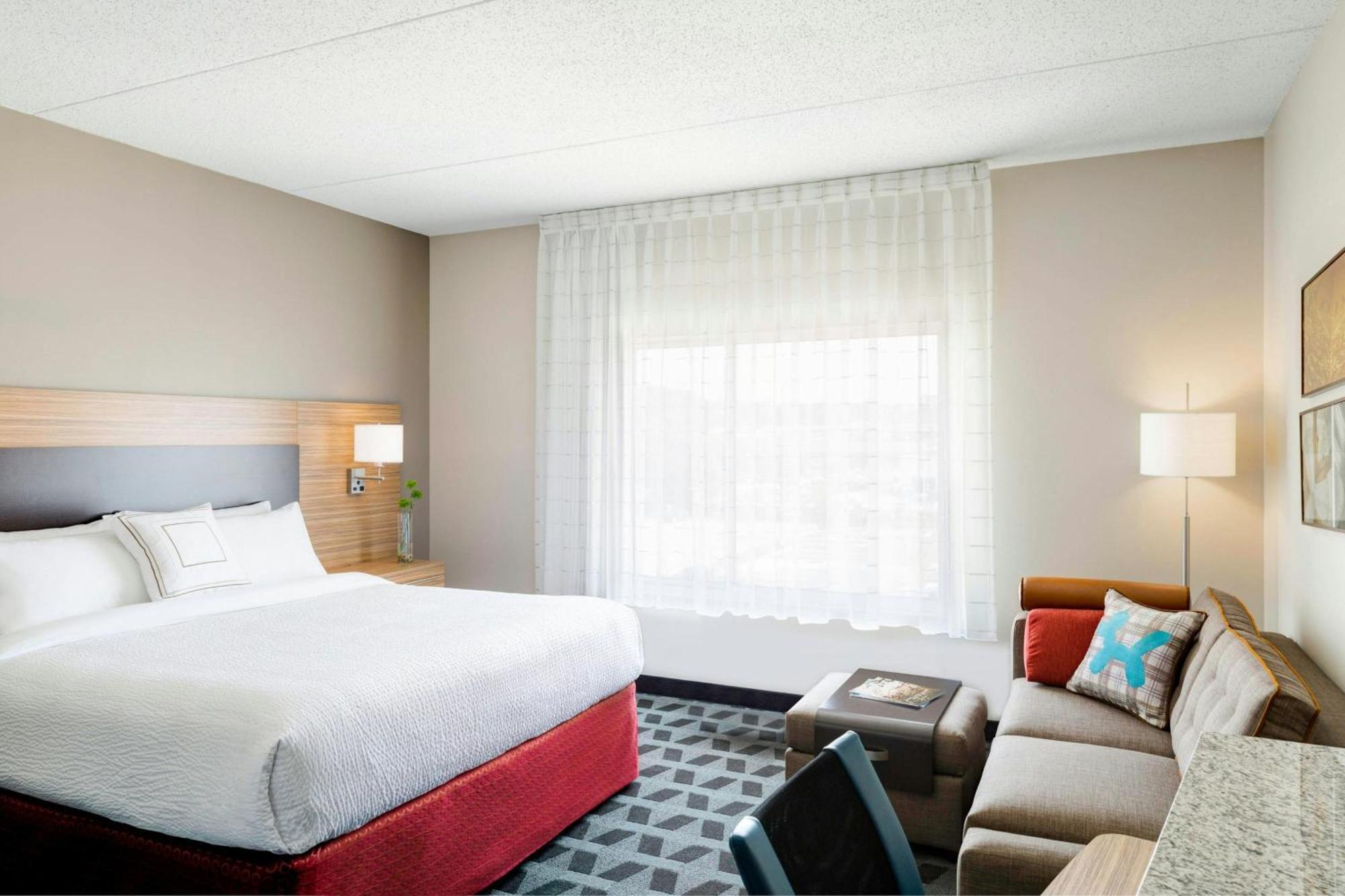 Towneplace Suites By Marriott Ventura Oxnard Exterior foto