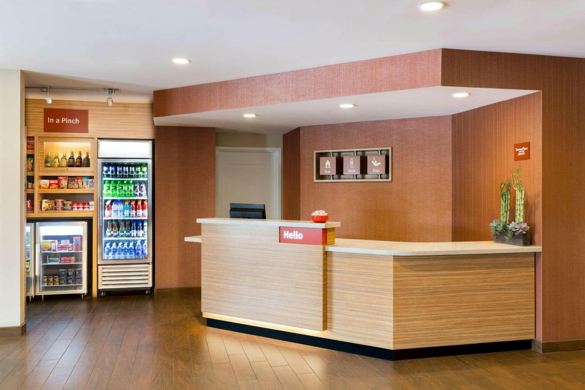 Towneplace Suites By Marriott Ventura Oxnard Exterior foto